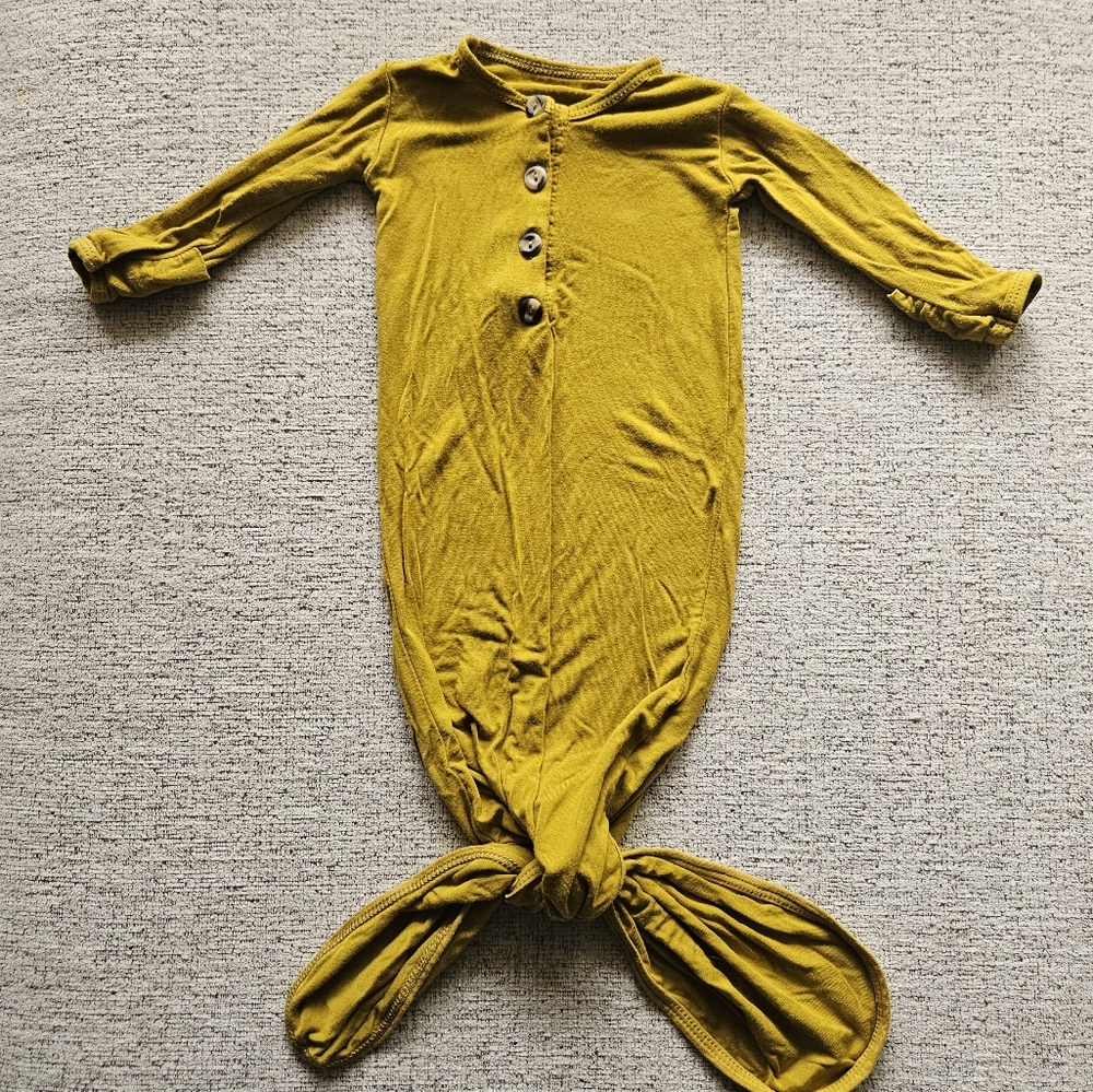 Lou lou Bamboo Knotted Gown